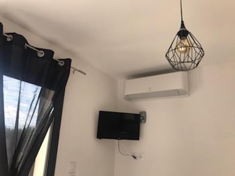 Le Klelogi Hotel Fontvieille Buitenkant foto